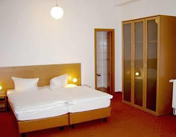 Hotel City Hotel Bremen 2*